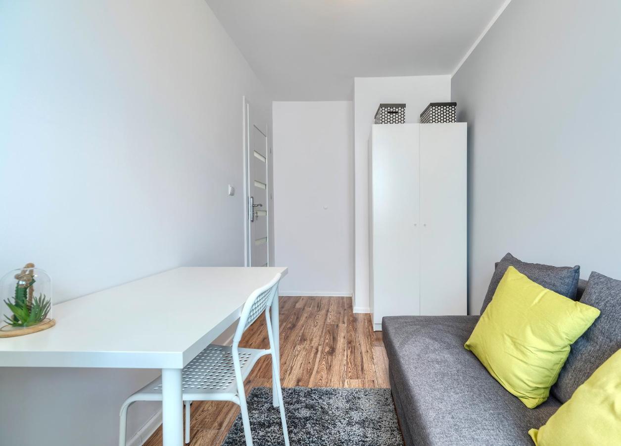 Pokoje Gdansk Zabianka - Bitwy Oliwskiej 15 Apartment ภายนอก รูปภาพ
