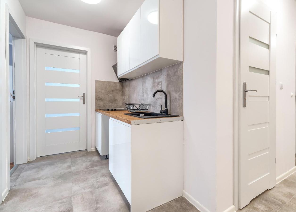Pokoje Gdansk Zabianka - Bitwy Oliwskiej 15 Apartment ภายนอก รูปภาพ